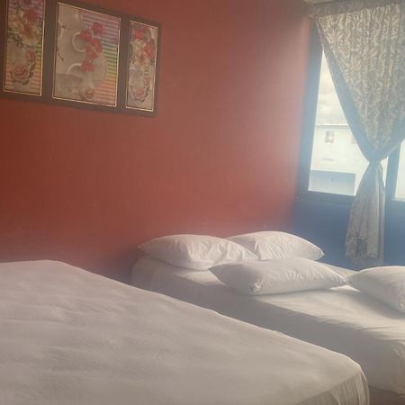 Hostel Cafe El Pescador ปูแอร์โตเอสกอนดิโด ภายนอก รูปภาพ